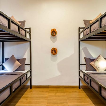 Aura Dormitory House Ubud Eksteriør billede