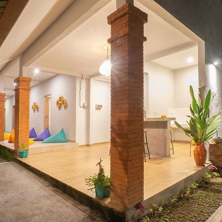 Aura Dormitory House Ubud Eksteriør billede