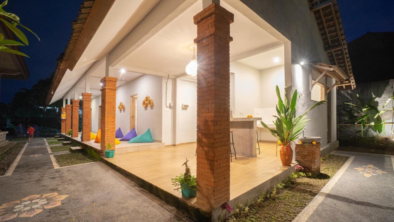 Aura Dormitory House Ubud Eksteriør billede